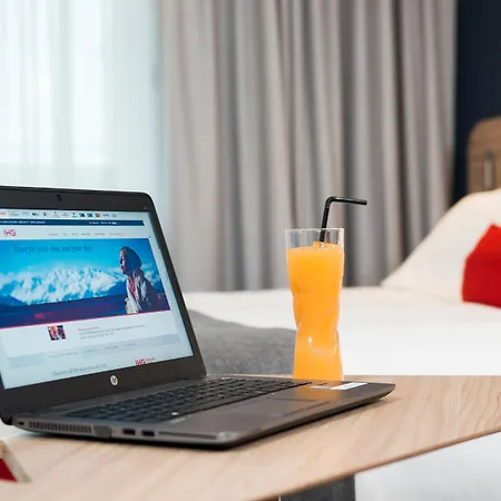 Holiday Inn Express Edinburgh - Leith Waterfront By Ihg-2