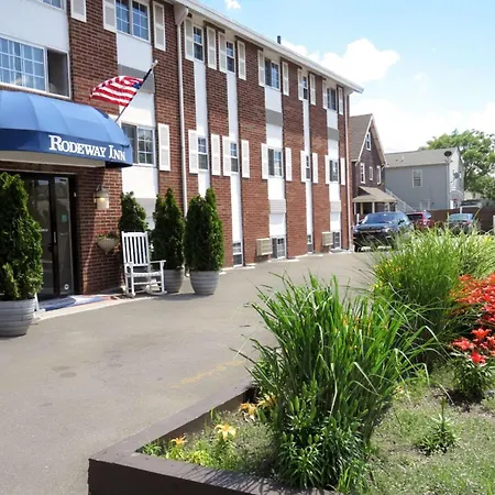 Rodeway Inn Logan International Airport-2