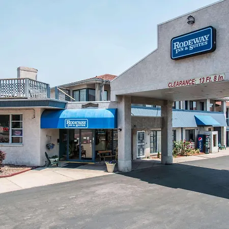 Rodeway Inn & Suites-2