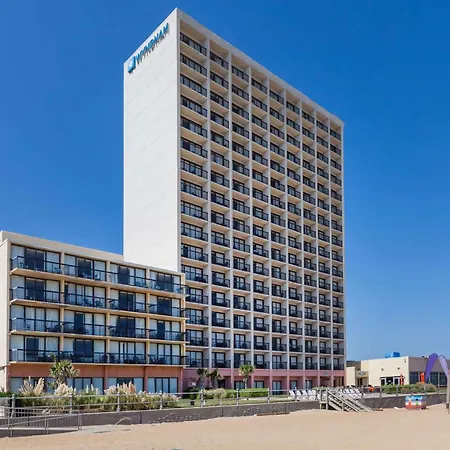 Wyndham Virginia Beach Oceanfront-2