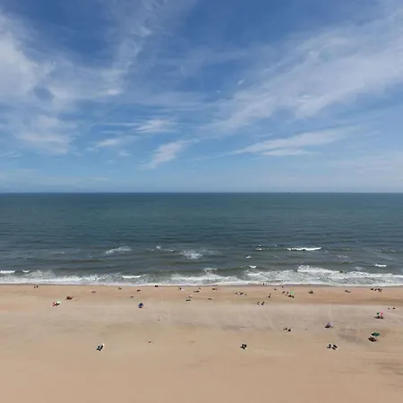 Wyndham Virginia Beach Oceanfront-3