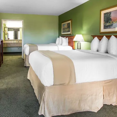 Quality Inn & Suites Waycross-3