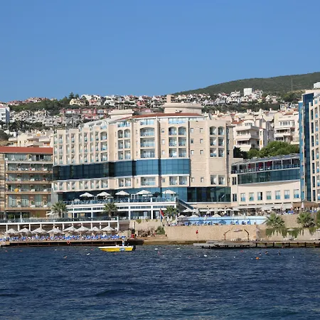 Charisma De Luxe Hotel-3