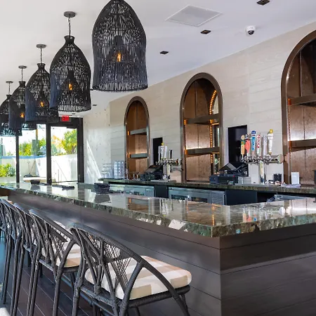 The Mayfair Hotel Los Angeles-2