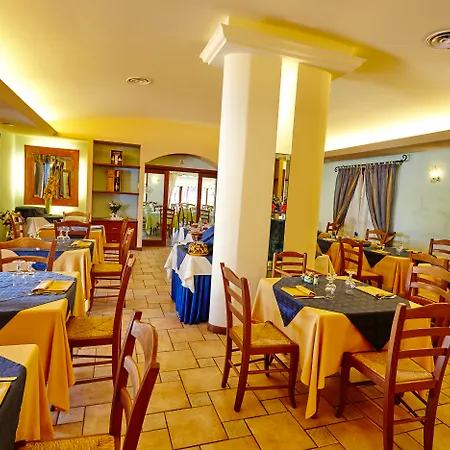 Hotel Cala Mirto-3