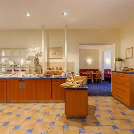 Mercure Hotel Luebeck City Center-2