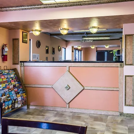 Rodeway Inn - Galveston-2