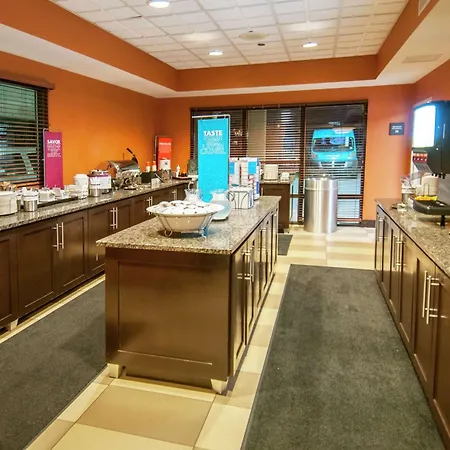 Hampton Inn Metairie-2