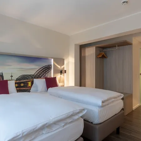 CityClass Hotel Caprice am Dom - Superior-2