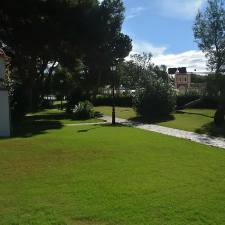 Porto Pino Club-2