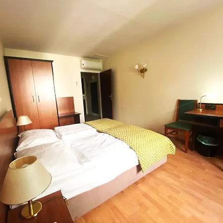 Caratart Hotel Bombolo Wien-3