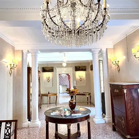 Castiglione 27 Luxury Suite-3