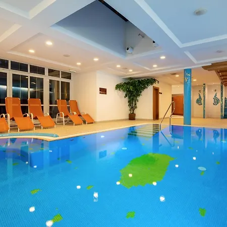 Aparthotel Tyrol-2