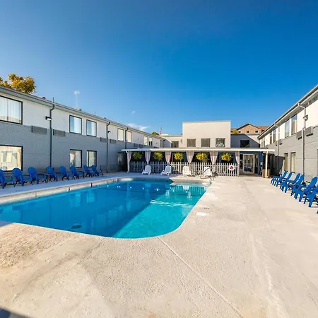 The Bransinn Entertainment District-2