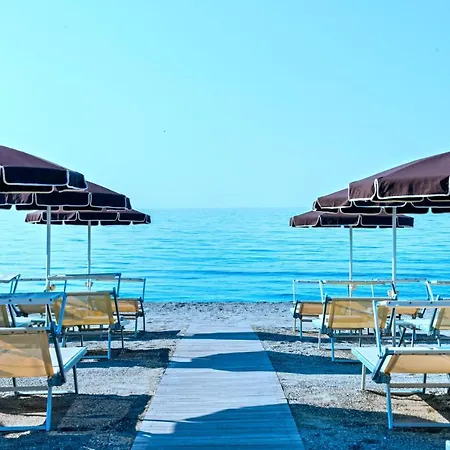 Grand Hotel Pietra Ligure-3