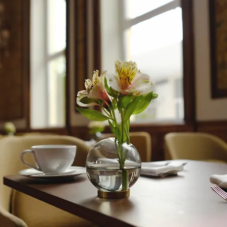 Infante Sagres - Small Luxury Hotels Of The World-3