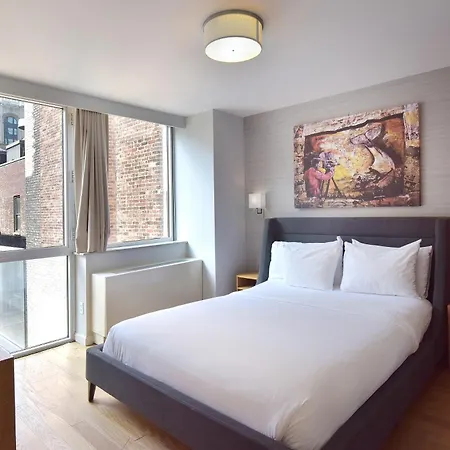 Hotel 32 32-3