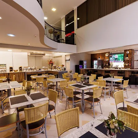 Tonello Business Hotel-3