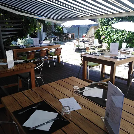 Hôtel De France - Restaurant L'insolite-3