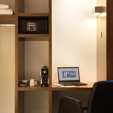 Holiday Inn Express Amiens By Ihg-2