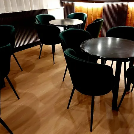 Hotel Meranda-3