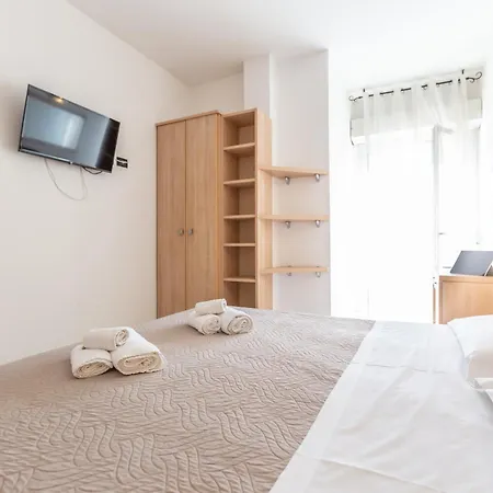 Hotel Globus-3
