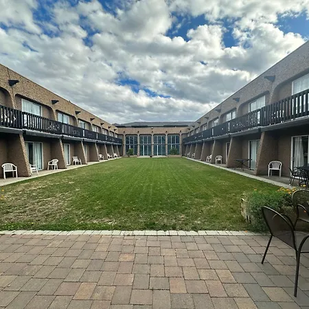 Divya Sutra Plaza And Conference Centre, Vernon, Bc-2