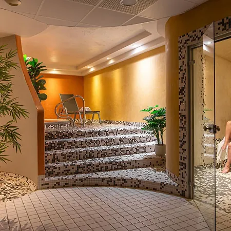 Le Mauritia Hotel et Spa-2