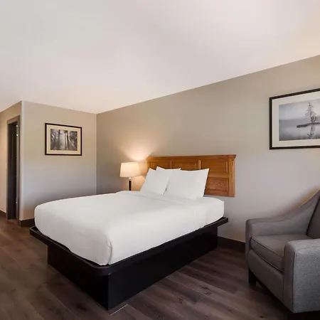 Surestay Plus Hotel By Best Western Rexburg-2