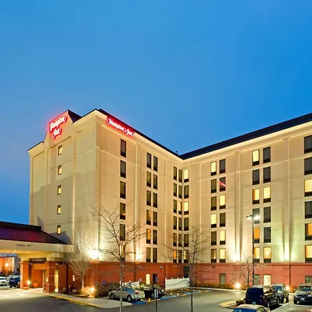 Hampton Inn Boston Logan Airport-2