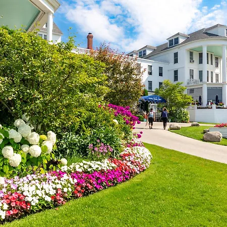 Island House Hotel-2