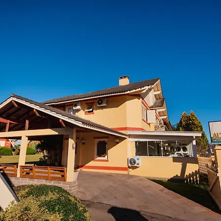 Hotel Cabanas Alto Da Serra-3
