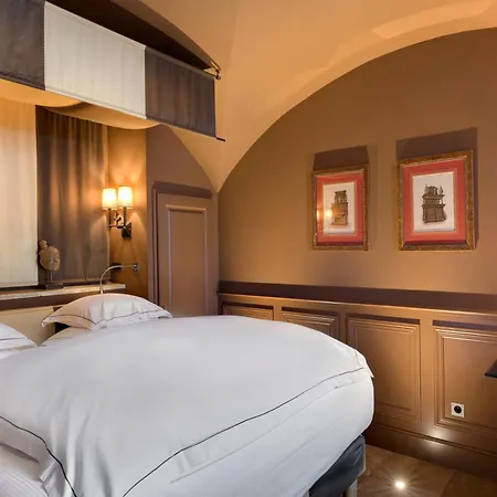 Hôtel du Château&Spa - Les Collectionneurs-2