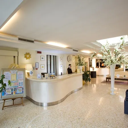 iH Hotels Logos Forte Dei Marmi-3