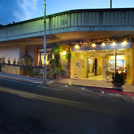 Ulisse Deluxe Hostel-2