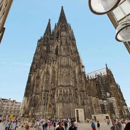 Callas Am Dom-3