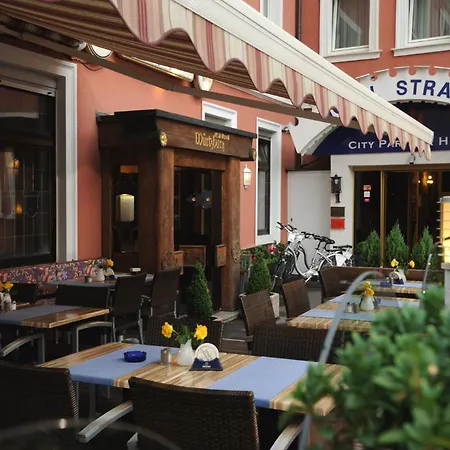 City Partner Hotel Strauss-2