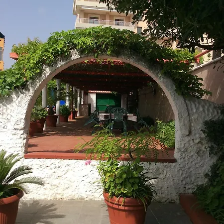 Hotel Riviera-2