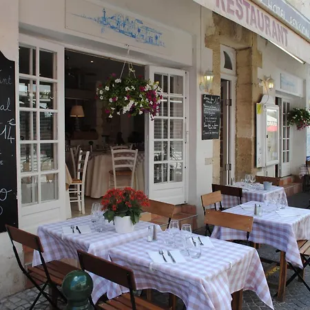 Hôtel Restaurant Le Provençal-2