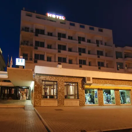 Hotel Mediterraneo-3