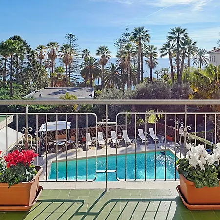 Hotel Paradiso-2