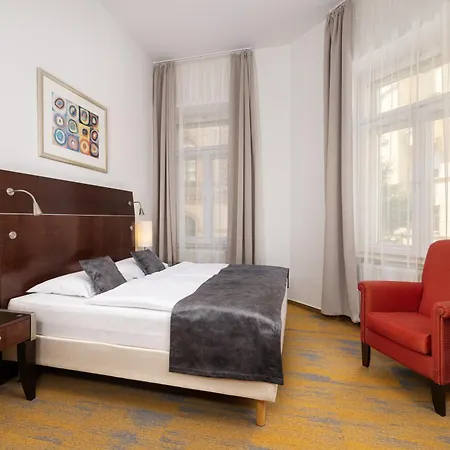 City Hotel Matyas-3