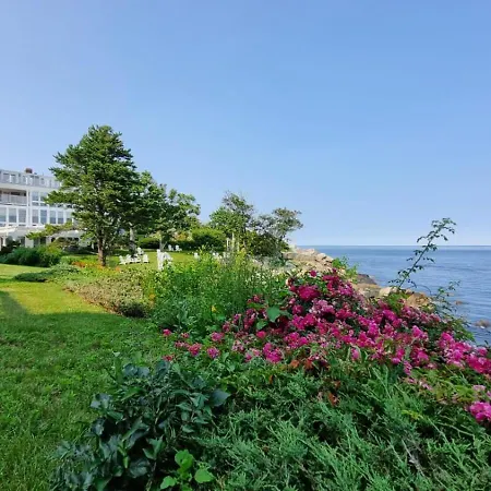 Yankee Clipper Inn-3