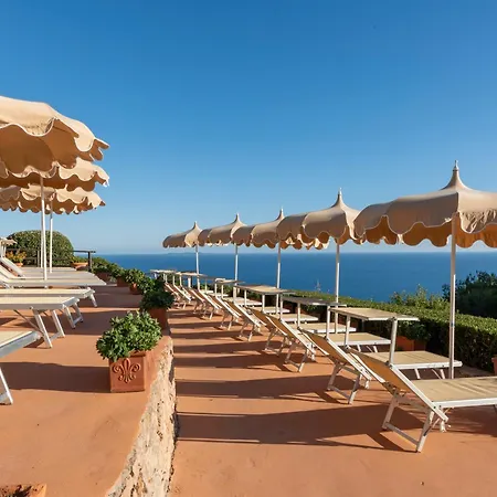 Boutique Hotel Torre Di Cala Piccola-3