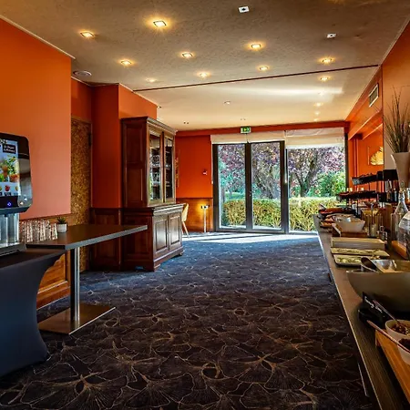 Logis Hostellerie D'Aussois-3