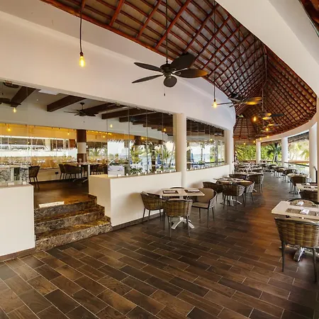 The Reef Playacar Beach Resort & Spa-2