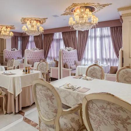 Hotel Colline De France-3