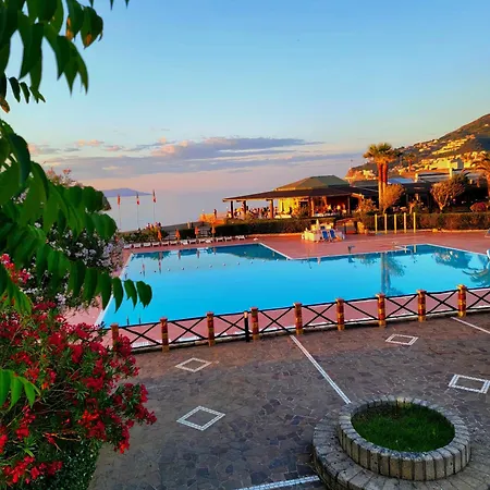 Villaggio Hotel Club Calanovellamare-2