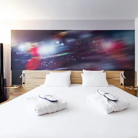 Novotel Limoges Le Lac-3