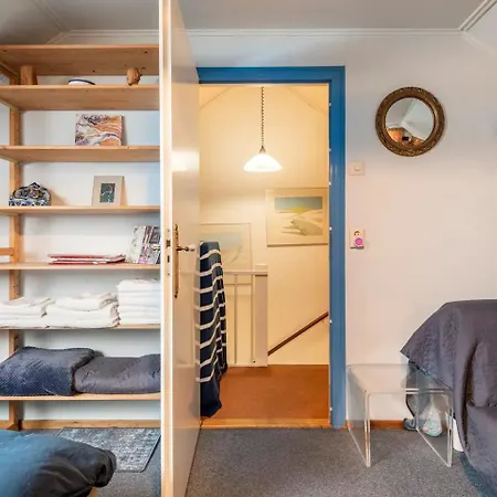 Cozy room in residential Alkmaar-3